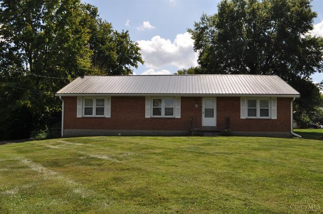 120 W  North St, Russellville, OH 45168