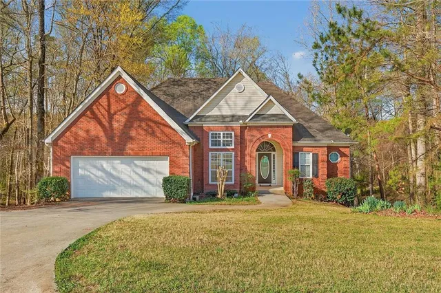 130 Camerons Way, Covington, GA 30016
