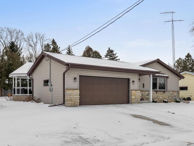 1209 E Thomas STREET, Manitowoc, WI 54220