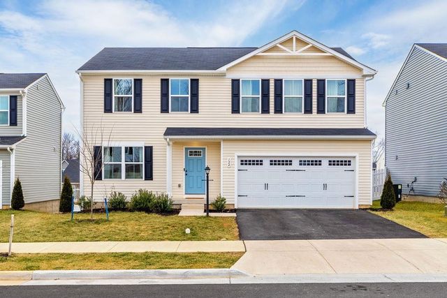 124 Walsh Ln, Waynesboro, VA 22980