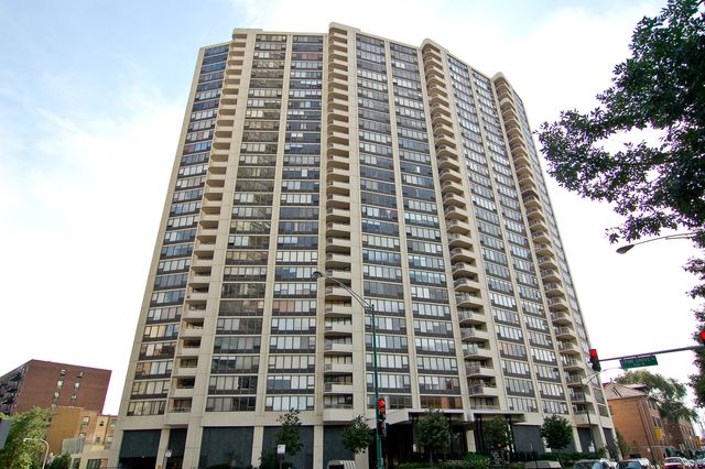 3930 N  Pine Grove Ave #305, Chicago, IL 60613