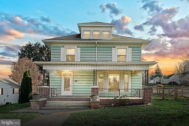 401 N  Lombard St, Dallastown, PA 17313