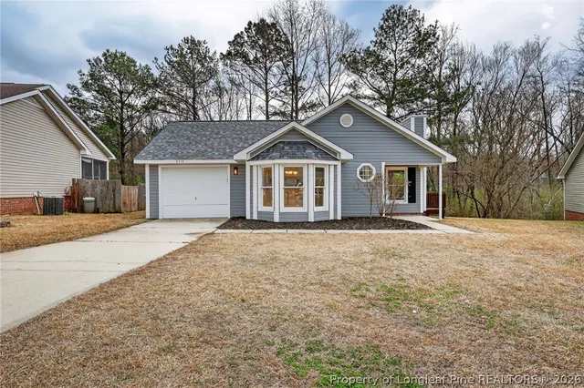 5717 Charbonneau Ct, Fayetteville, NC 28304
