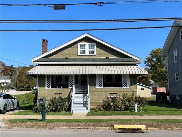 1017 E  Main St, Rural Valley, PA 16249
