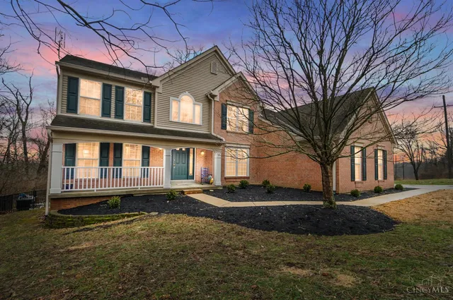 789 Dorgene Ln, Cincinnati, OH 45244