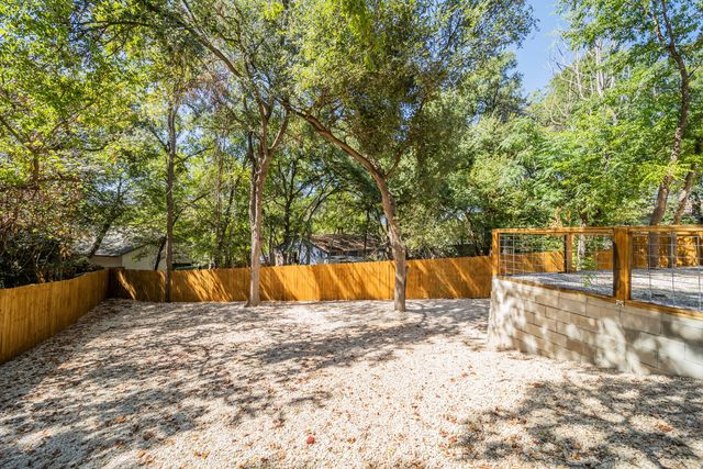5005 Cape Verde Cv #A, Austin, TX 78744