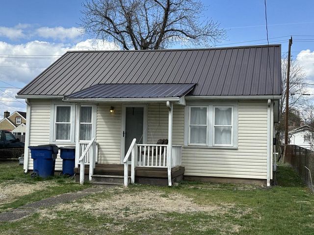 54 5th Ave, South Shore, KY 41175