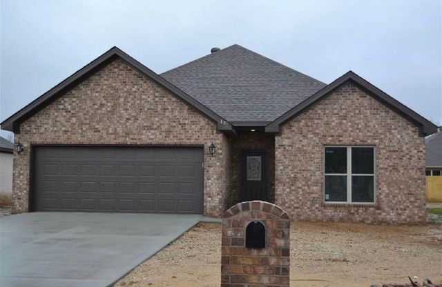 136 Brookvale Cir, Brookland, AR 72417
