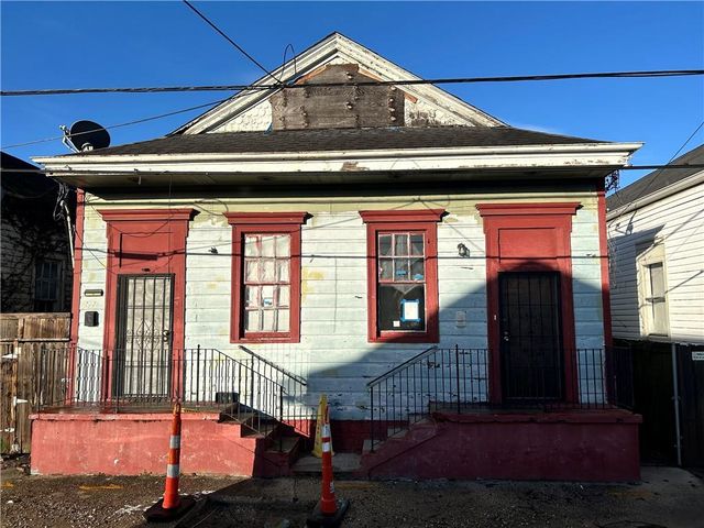 1622-24 Touro St, New Orleans, LA 70116