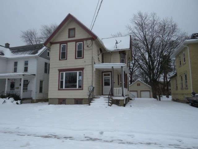 405 South 7th Street, Watertown, WI 53094