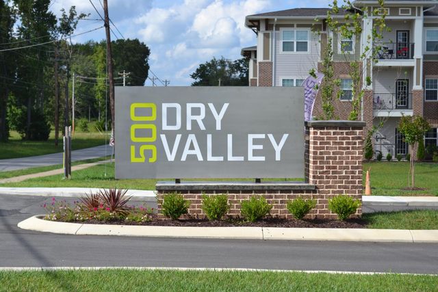 500 Dry Valley Rd   #A203, Cookeville, TN 38506
