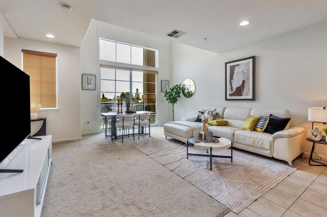 88 N  Jackson Ave #322, San Jose, CA 95116