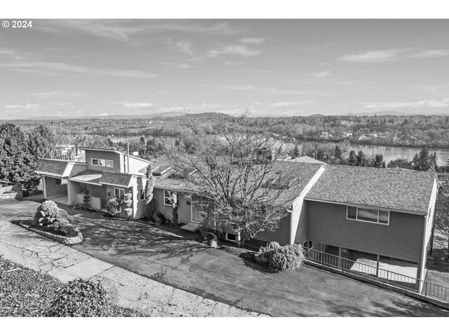 7420 S  Laview Dr, Portland, OR 97219