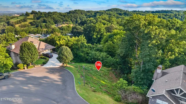 Maggie Mack Ln, Sevierville, TN 37862