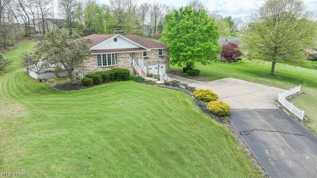 101 N  Star St NW, Carrollton, OH 44615