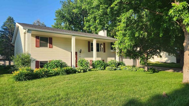 1110 W  14th St, Spencer, IA 51301