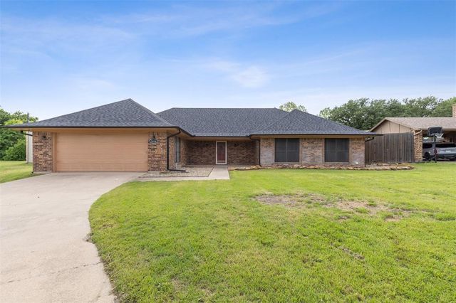 3454 Silver Saddle Ct, Fort Worth, TX 76126