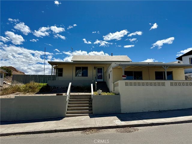 323 E St, Needles, CA 92363