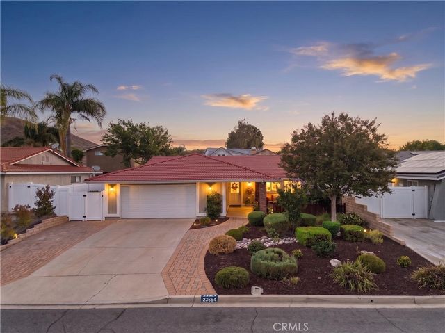 23664 Outrigger Dr, Canyon Lake, CA 92587