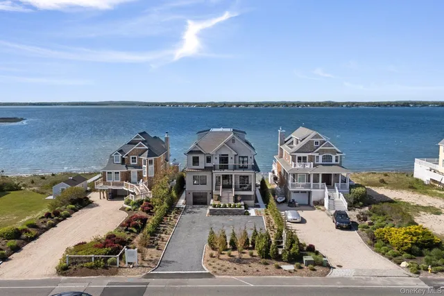 686 Dune Road, Westhampton Beach, NY 11978