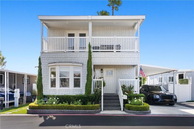 304 Lexington Cir, Newport Beach, CA 92660