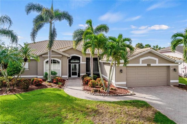 8350 Trentwood Ct, Fort Myers, FL 33912