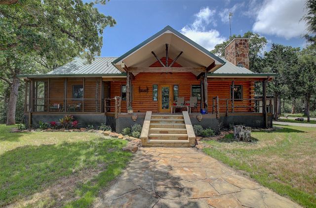 4541 Red Hollow Rd, Smithville, TX 78957