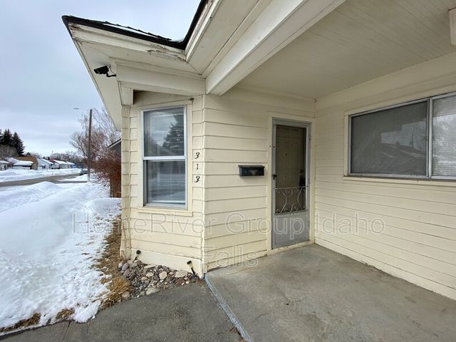 313 3rd St, Idaho Falls, ID 83401