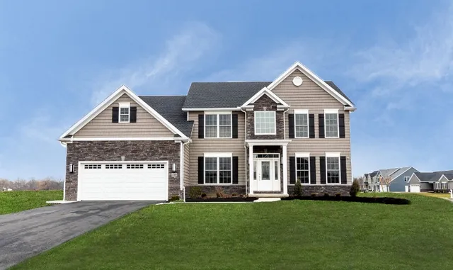 Ellington Plan in Pleasant Woods, Hamburg, NY 14075