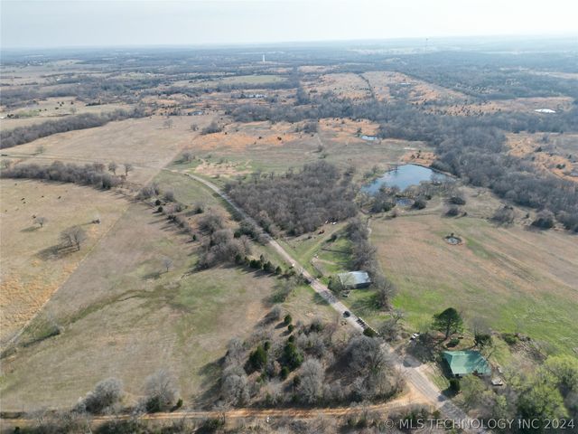 372151 E  1070th Rd, Okemah, OK 74859