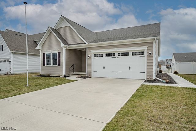 515 Birkdale Cir, Painesville, OH 44077