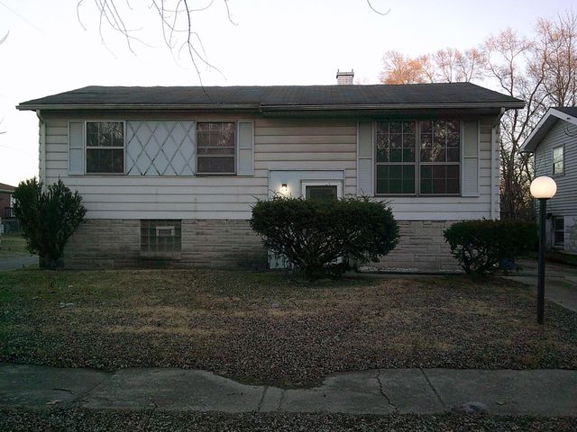 1521 Whitcomb St, Gary, IN 46404