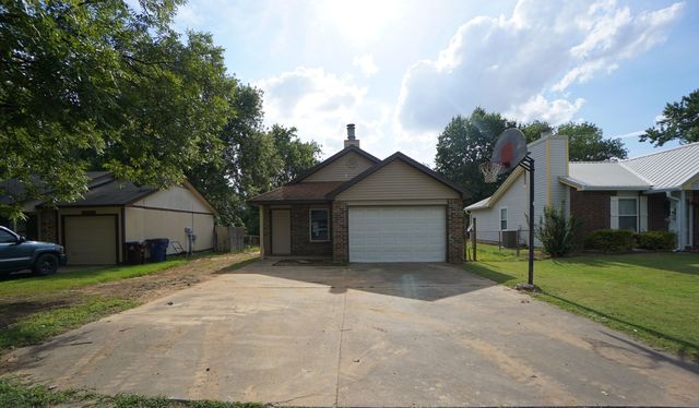 4200 S  16th St, Fort Smith, AR 72901