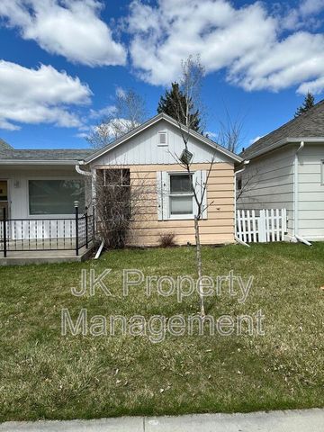 2215 7th Ave  N, Great Falls, MT 59401