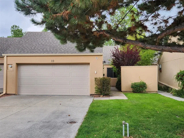 23 Timber Ridge Rd, Los Alamos, NM 87544