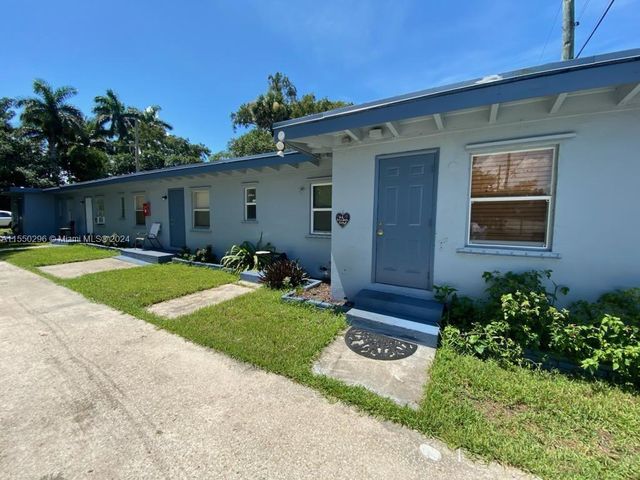 12790 US Highway 441, Canal Pt, FL 33438