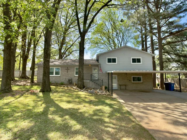 1115 Medallion Dr, Jonesboro, AR 72404