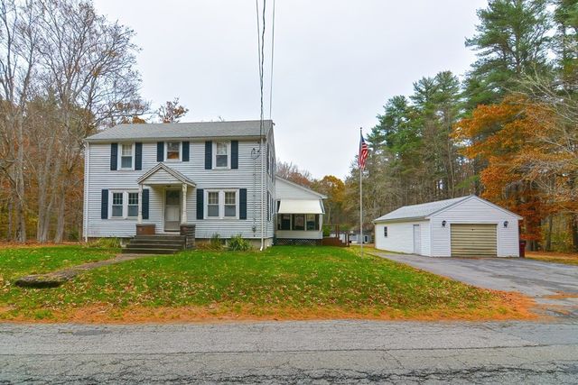 9 Perry St, Middleboro, MA 02346