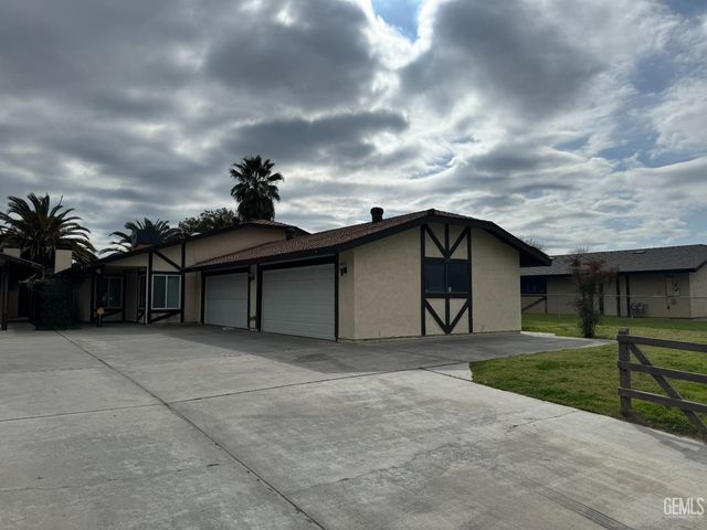 1307 Pacheco Rd, Bakersfield, CA 93307