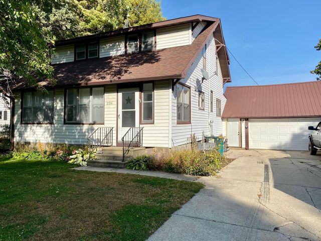 226 Silver St S, Wykoff, MN 55990