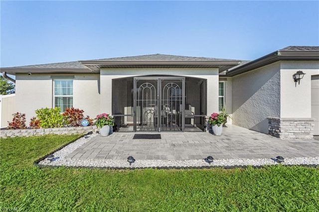 2802 NW 41st Ave, Cape Coral, FL 33993