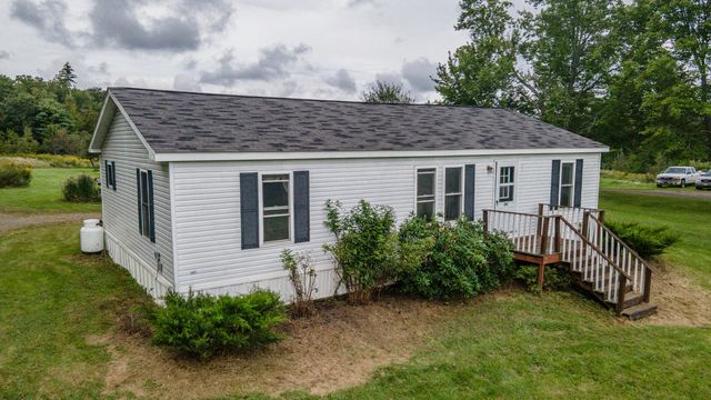 261 Pittston Road, Whitefield, ME 04353