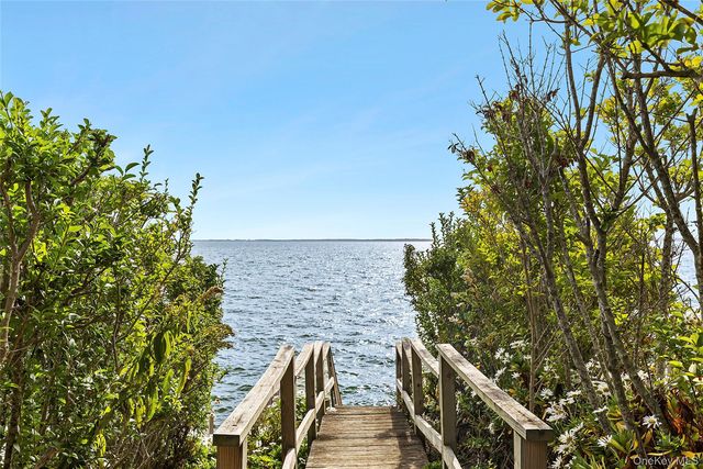 5875 Peconic Bay Boulevard, Laurel, NY 11948