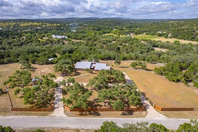 300 Sycamore Valley Rd, Dripping Springs, TX 78620