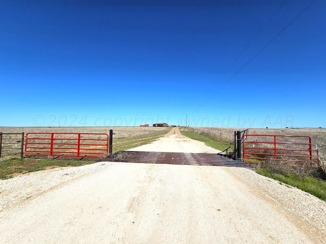 8464 County Road 6, Mobeetie, TX 79061
