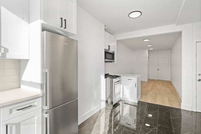 216 Madison St #5, Hoboken, NJ 07030