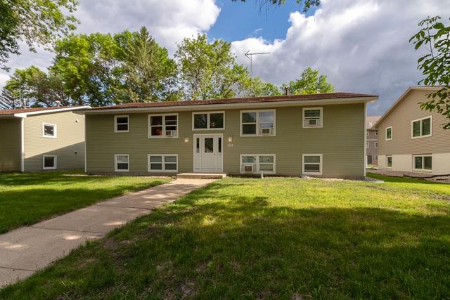 153 E  Welcome Ave  #1, Mankato, MN 56001