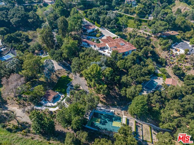 3160 Coldwater Canyon Ave, Studio City, CA 91604