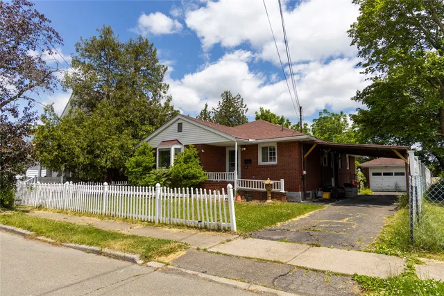 31 Avon St, Johnson City, NY 13790