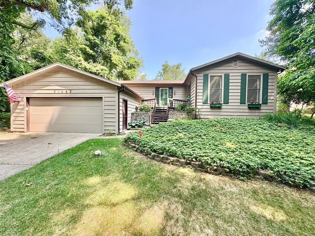 21485 Wallen Dr, South Bend, IN 46628